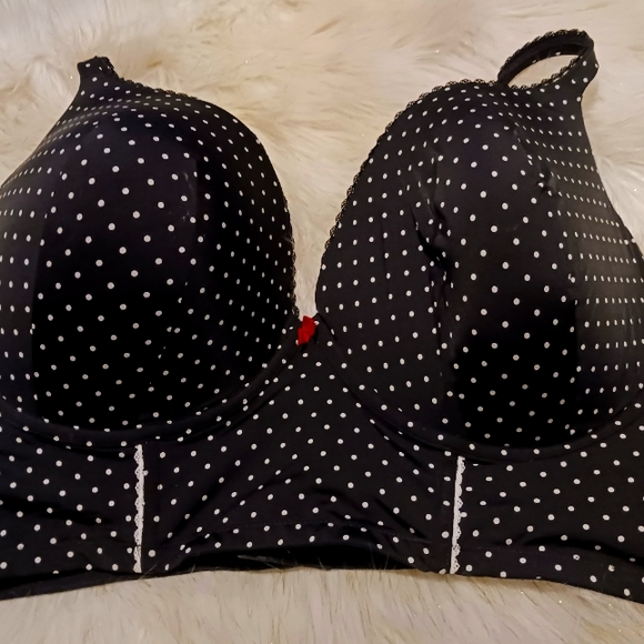 torrid Other - Torrid black and white bra, size 48DD